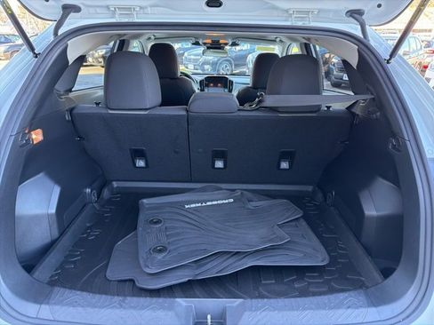 Used 2024 Subaru Crosstrek 2.0i Premium image 31