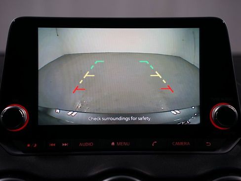 Used 2025 Nissan Sentra SV FWD image 18