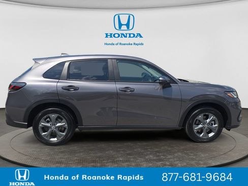 New 2027 Honda HR-V LX image 6