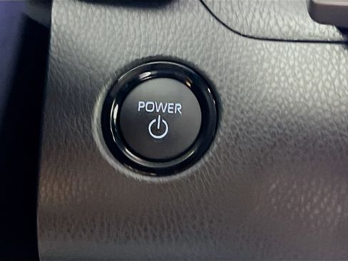Used 2025 Toyota Camry LE FWD image 23