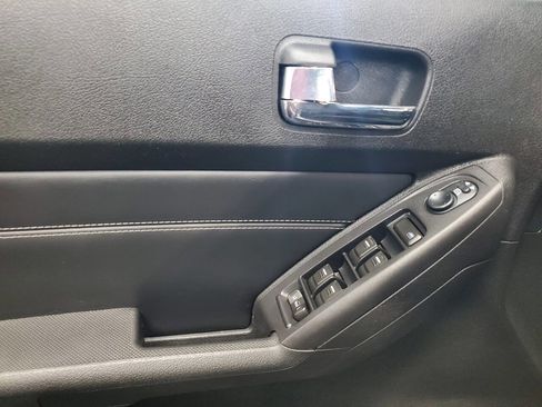 Used 2009 HUMMER H3T Luxury image 10