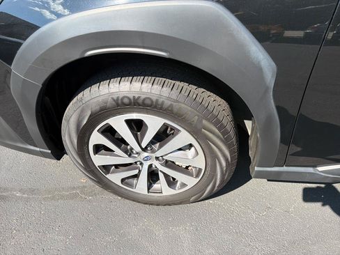 Used 2025 Subaru Outback Premium AWD/4WD image 9