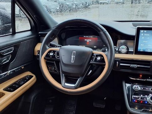 Certified 2022 Lincoln Corsair Reserve w/ Elements Package FWD image 7