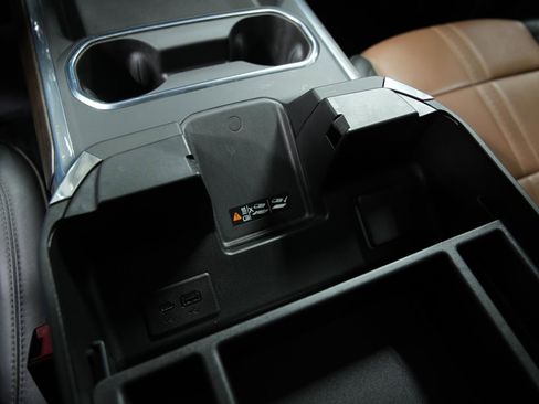 Used 2025 Chevrolet Silverado 2500 High Country w/ High Country Premium Package image 42