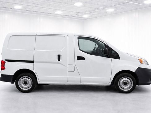 Used 2015 Nissan NV200 SV w/ Technology Package image 5