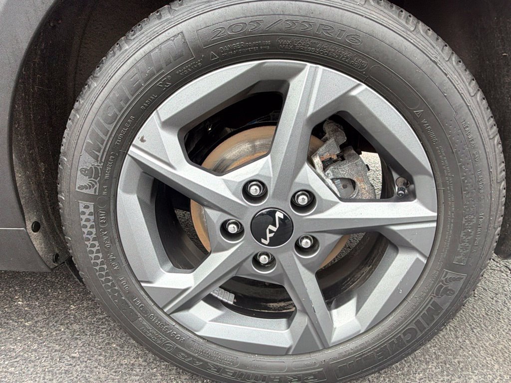 Used 2025 Kia K4 FWD image 54