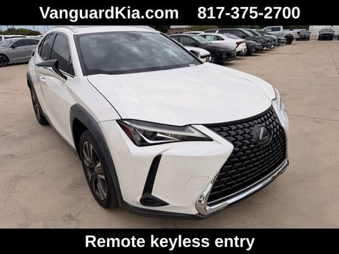 Used 2019 Lexus UX 200 w/ Accessory Package 2 FWD image 5