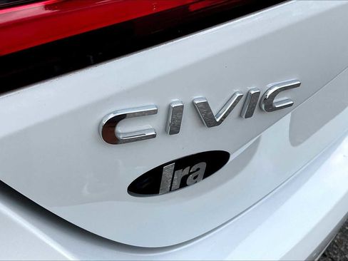 Used 2023 Honda Civic Sport image 9