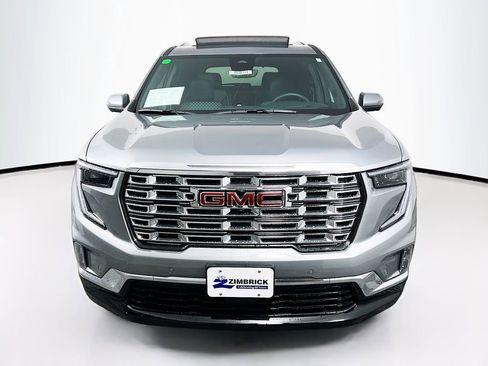 Used 2026 GMC Acadia Denali w/ Super Cruise Package AWD/4WD image 2