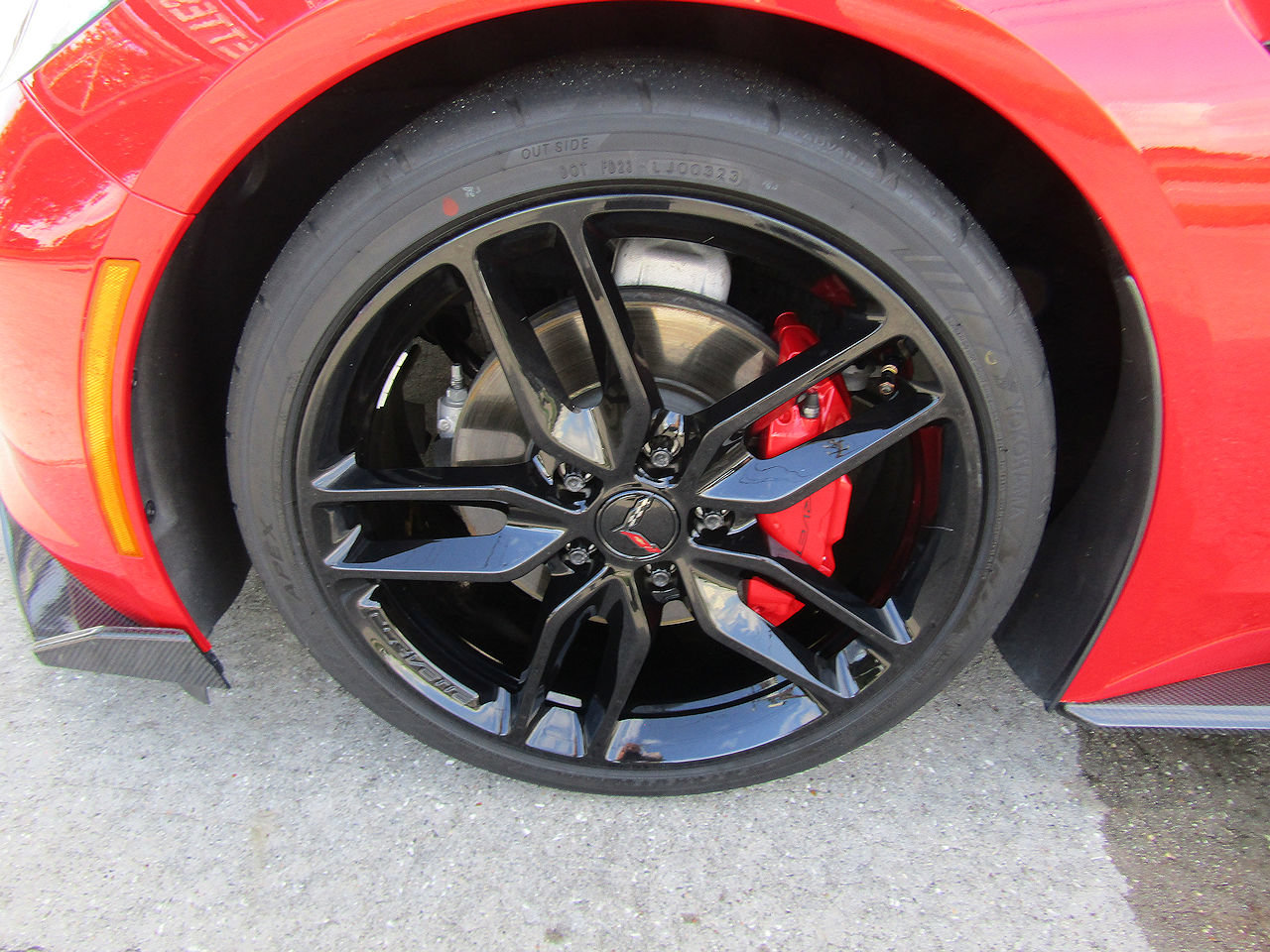 Used 2015 Chevrolet Corvette Stingray Convertible w/ 2LT Preferred Equipment Group RWD image 26