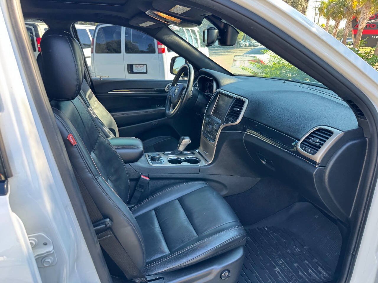 Used 2016 Jeep Grand Cherokee Limited 75th Anniversary AWD/4WD image 16