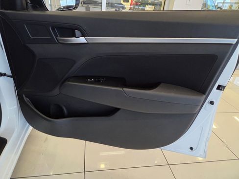 Used 2020 Hyundai Elantra SEL w/ Cargo Package (C1) FWD image 20