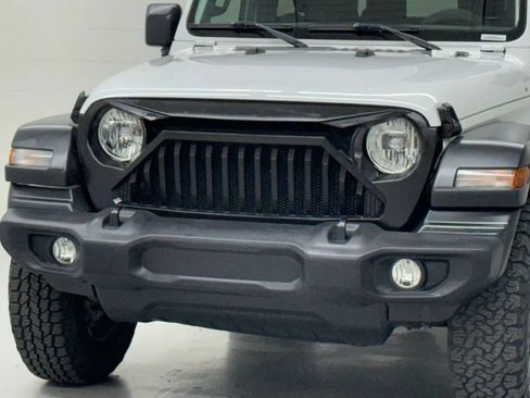 Used 2020 Jeep Wrangler Sport AWD/4WD image 39