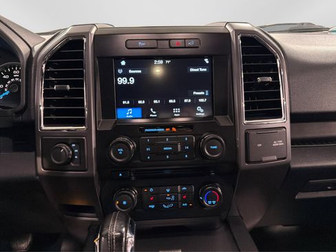 Used 2016 Ford F150 XLT w/ Equipment Group 302A Luxury AWD/4WD image 28