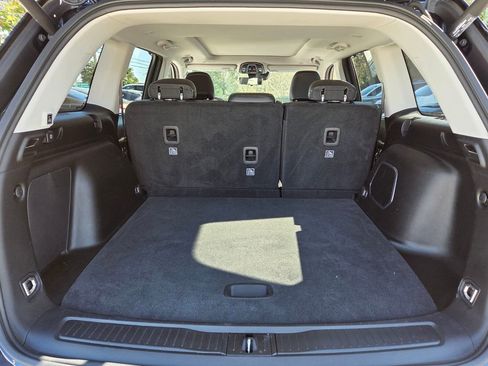 Used 2023 Jeep Grand Cherokee 4WD 4xe w/ Luxury Tech Group II image 14