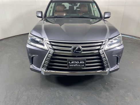 Used 2018 Lexus LX 570 4WD w/ Luxury Package image 6