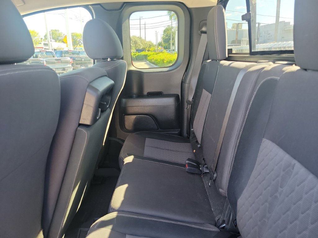 Used 2022 Nissan Titan S RWD image 16