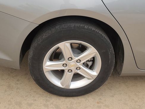 Used 2025 Chevrolet Malibu LS FWD image 6