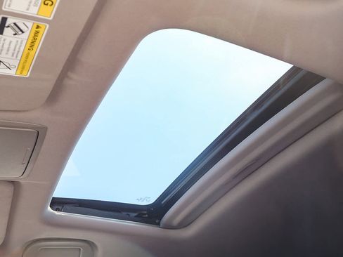 Used 2021 Honda CR-V Touring image 16