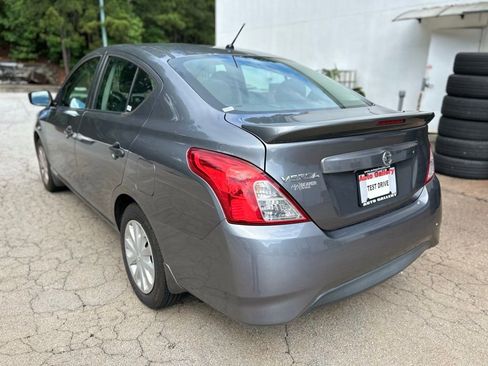 Used 2019 Nissan Versa S Plus FWD image 5