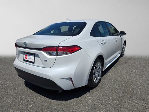 Certified 2026 Toyota Corolla LE FWD image 3