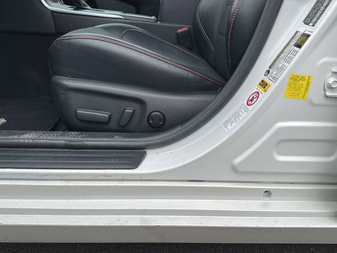 Used 2017 Toyota Camry SE image 41