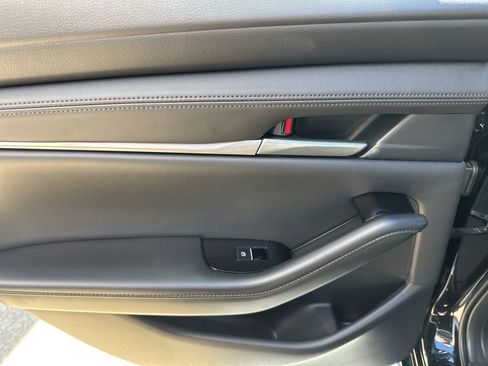 New 2026 MAZDA MAZDA3 2.5 S Sedan w/ Preferred Pkg image 19