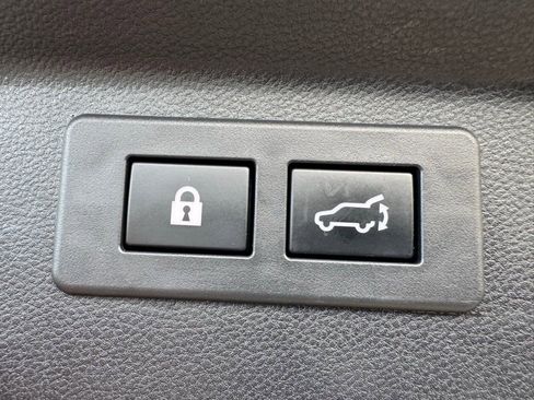 Used 2024 Subaru Forester Touring AWD/4WD image 37