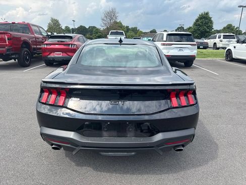 Used 2025 Ford Mustang GT RWD image 8