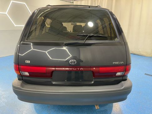 Used 1995 Toyota Previa DX image 8