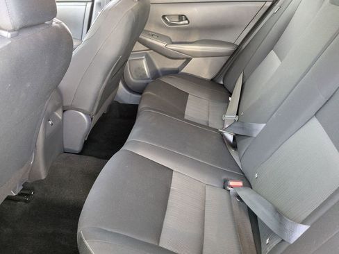 Used 2025 Nissan Sentra SV image 27