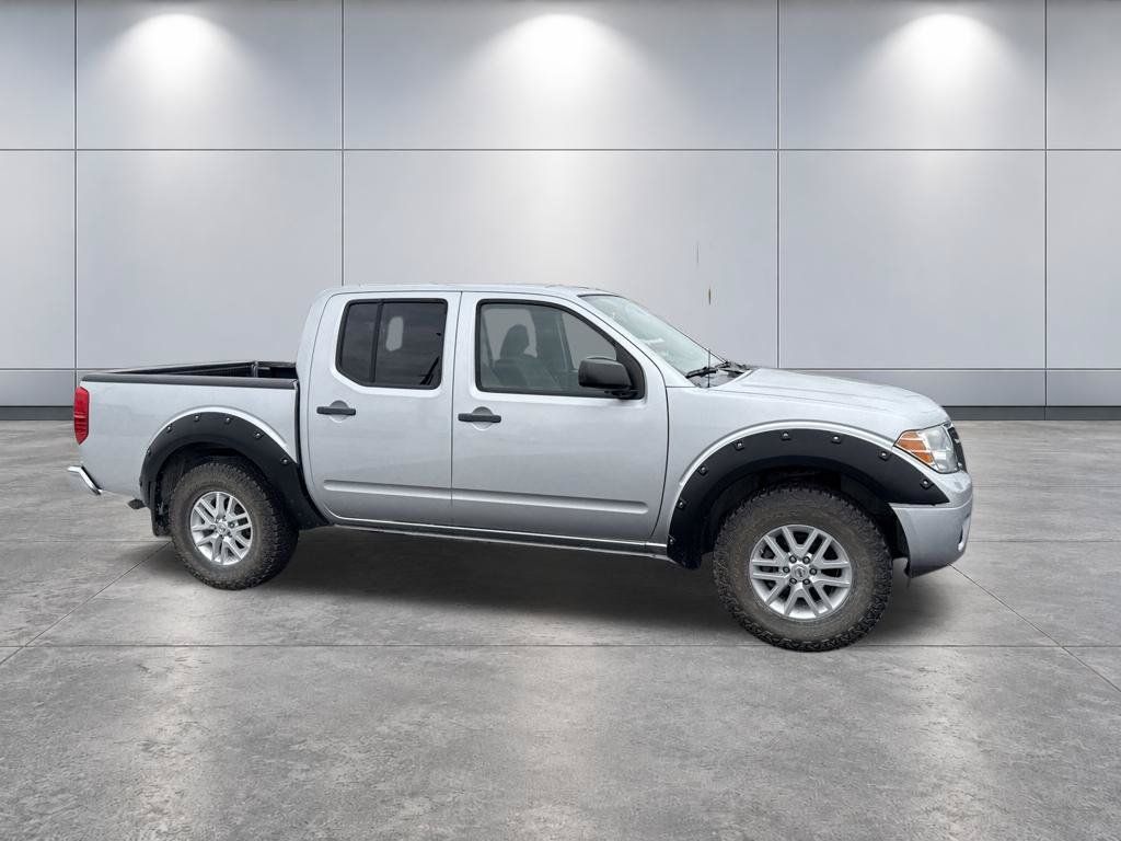 Used 2018 Nissan Frontier SV AWD/4WD image 4