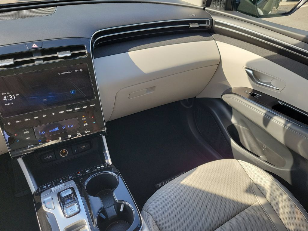 Used 2022 Hyundai Tucson Limited FWD image 30