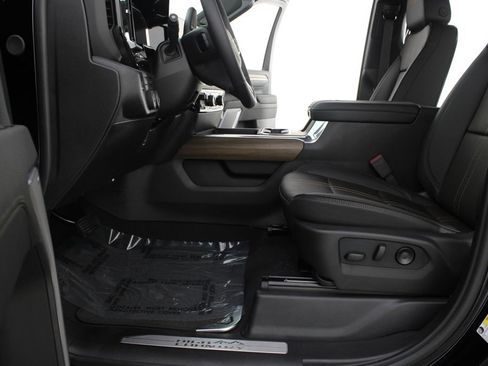 New 2026 Chevrolet Silverado 2500 High Country w/ Midnight Edition AWD/4WD image 18