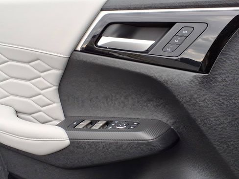 New 2026 Mitsubishi Outlander SEL FWD image 20