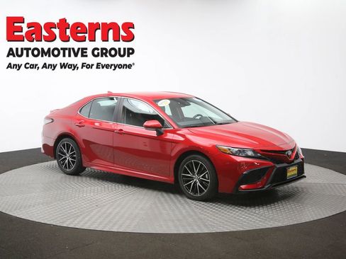 Used 2024 Toyota Camry SE image 48