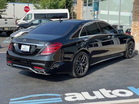 Used 2019 Mercedes-Benz S 63 AMG S 4MATIC Sedan w/ Warmth & Comfort Package image 11