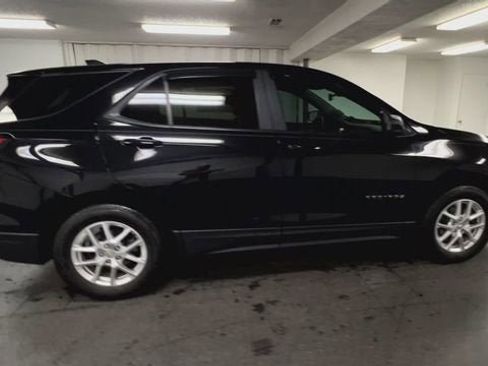Certified 2023 Chevrolet Equinox LS w/ LS Convenience Package AWD/4WD image 9