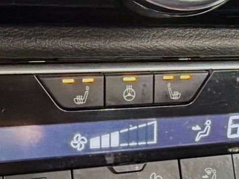 Used 2024 Nissan Sentra SV w/ All-Weather Package FWD image 19