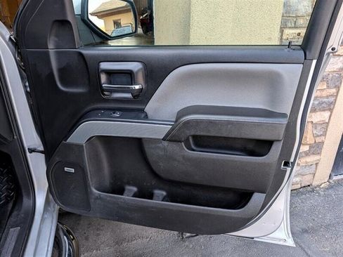 Used 2018 Chevrolet Silverado 1500 LT w/ All Star Edition image 29