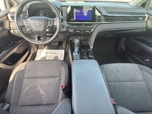 Used 2025 Toyota Camry LE FWD image 5