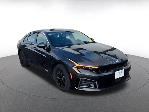 Used 2025 Kia K5 LXS image 3