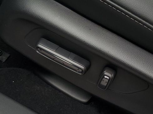 New 2026 Honda HR-V EX-L image 9