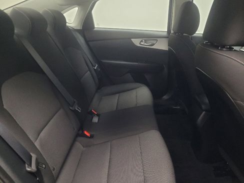 Used 2023 Kia Forte LXS w/ LXS Technology Package FWD image 19