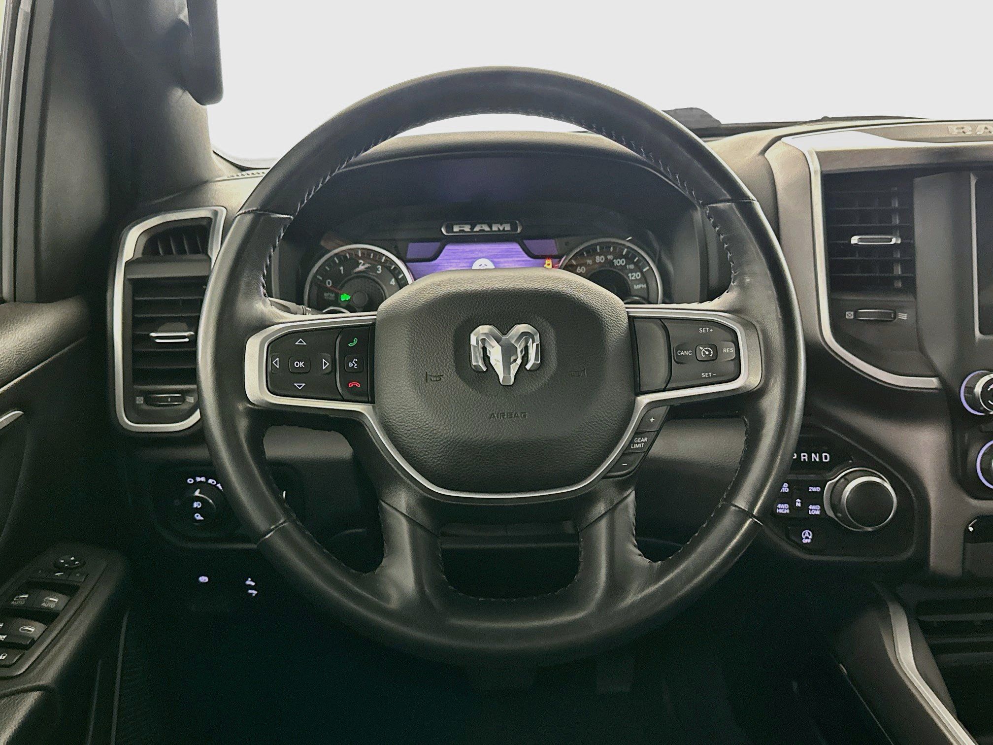 Used 2022 RAM 1500 Big Horn AWD/4WD image 17