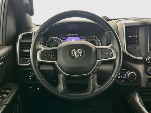 Used 2022 RAM 1500 Big Horn AWD/4WD image 17