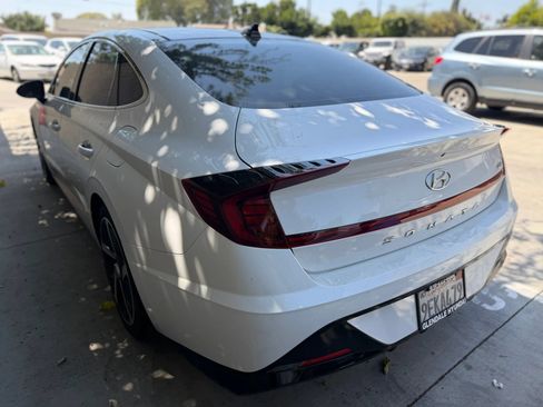 Used 2023 Hyundai Sonata SEL Plus FWD image 2