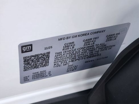 Used 2026 Chevrolet Trax LT image 34