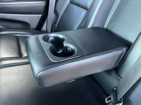 Used 2021 Jeep Grand Cherokee Limited image 26