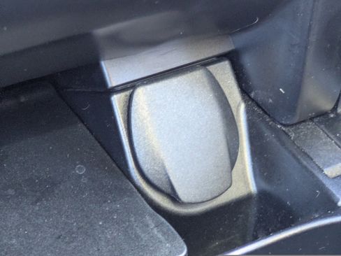 Certified 2022 Mercedes-Benz GLC 300 image 22